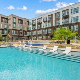 Swimming Pool with Lounge Seating Swimming Pool with Lounge Seating